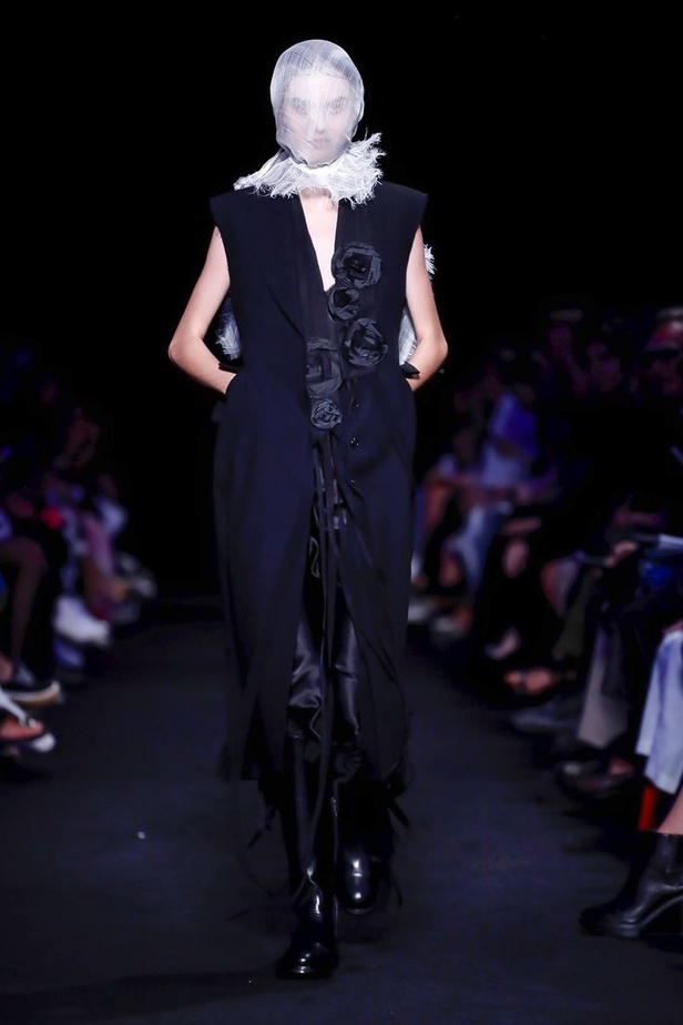مجموعة Ann Demeulemeester لربيع وصيف ٢٠١٩!