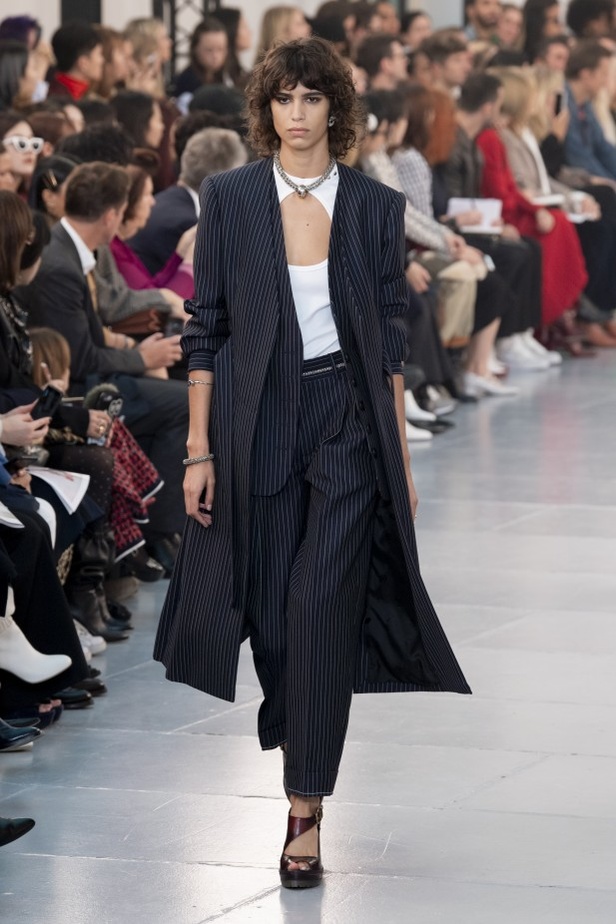 اسبوع الموضة في باريس 2019 ازياء CHLOE الجاهزة لربيع وصيف 2020