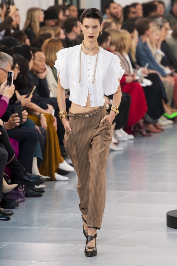 اسبوع الموضة في باريس 2019 ازياء CHLOE الجاهزة لربيع وصيف 2020