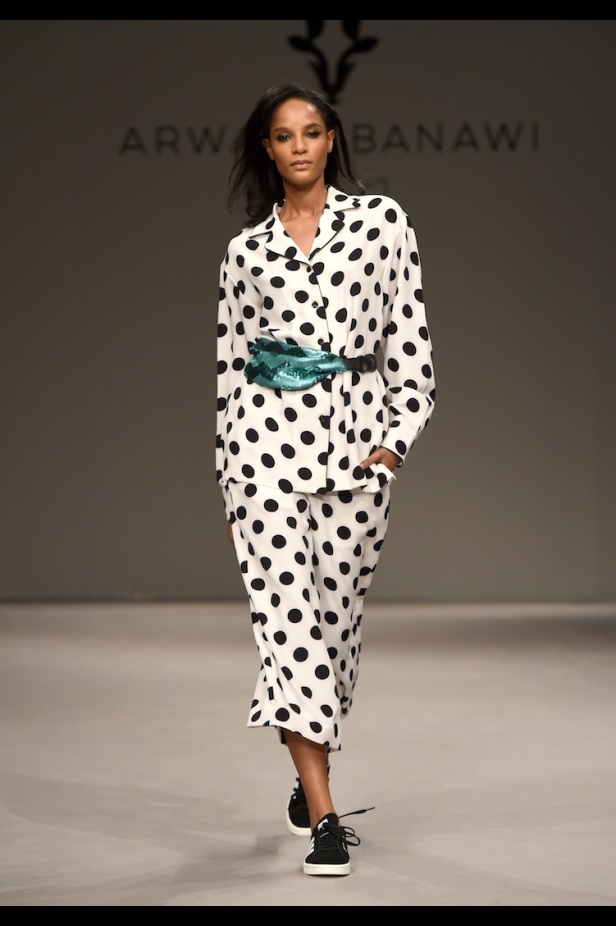 أبرز عروض ازياء فاشن فوروورد في دبي لعام 2017