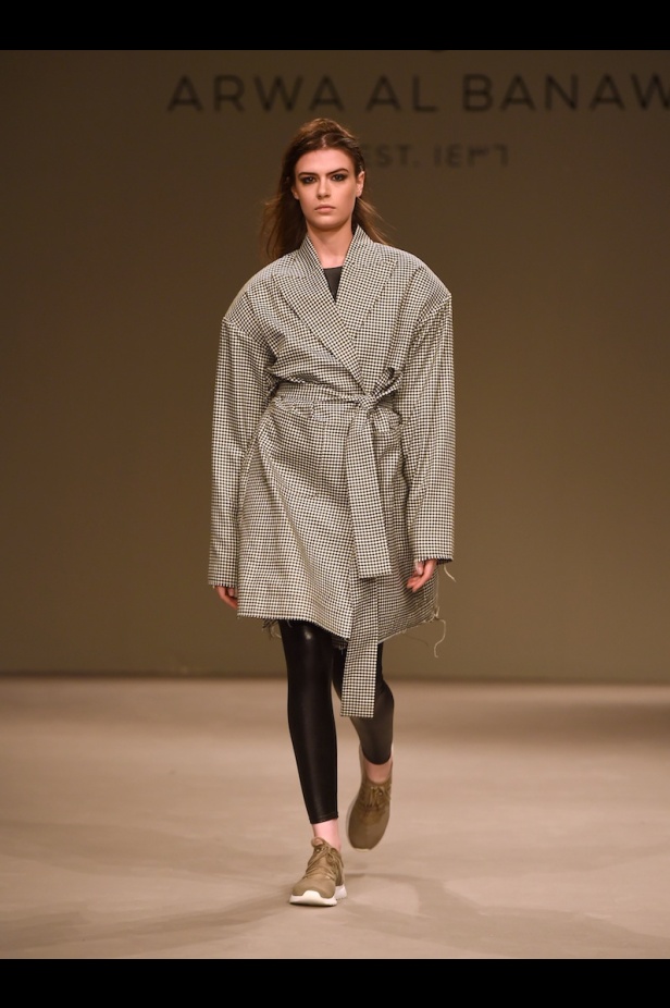 أبرز عروض ازياء فاشن فوروورد في دبي لعام 2017