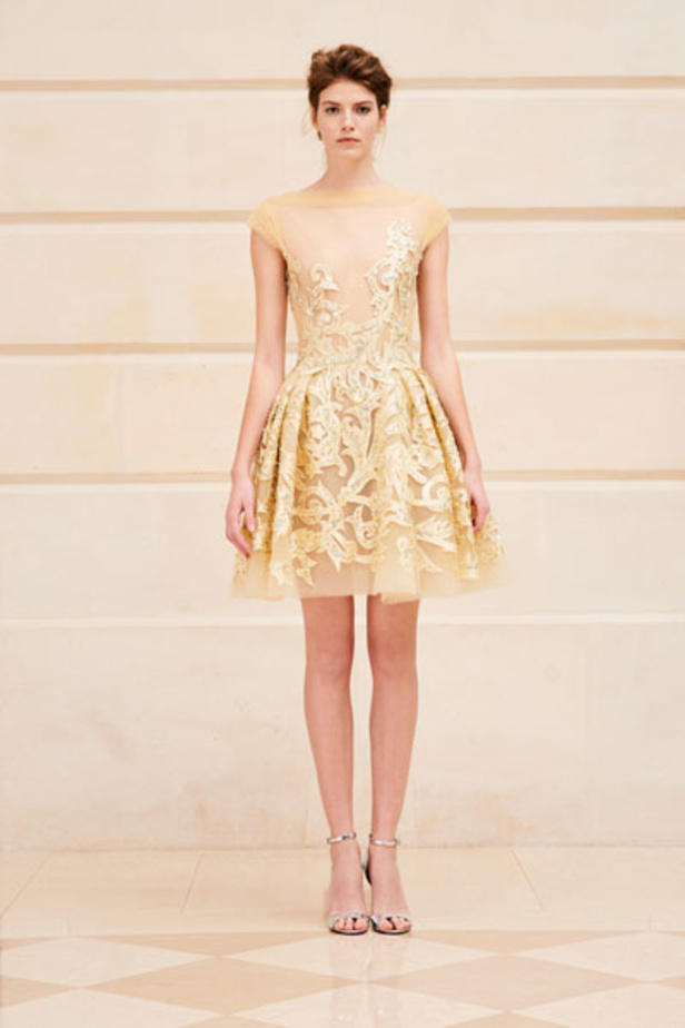 مجموعة رامي العلي لربيع وصيف 2018.. تصاميم تحكي قصة الفن والرقي