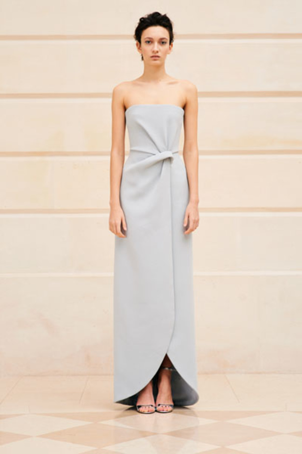 مجموعة رامي العلي لربيع وصيف 2018.. تصاميم تحكي قصة الفن والرقي