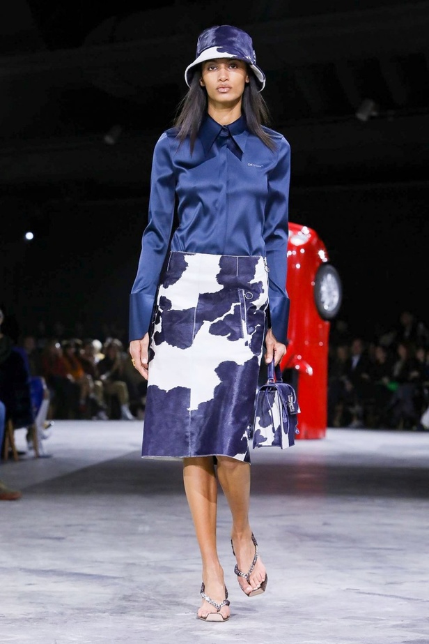 مجموعة Off White لموسم خريف وشتاء 2020-2021