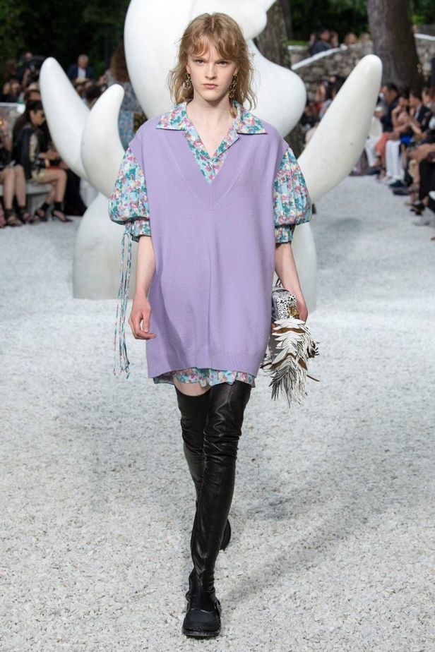 أزياء لويس فويتون كروز لعام 2019 تحاكي الروح الحيوية