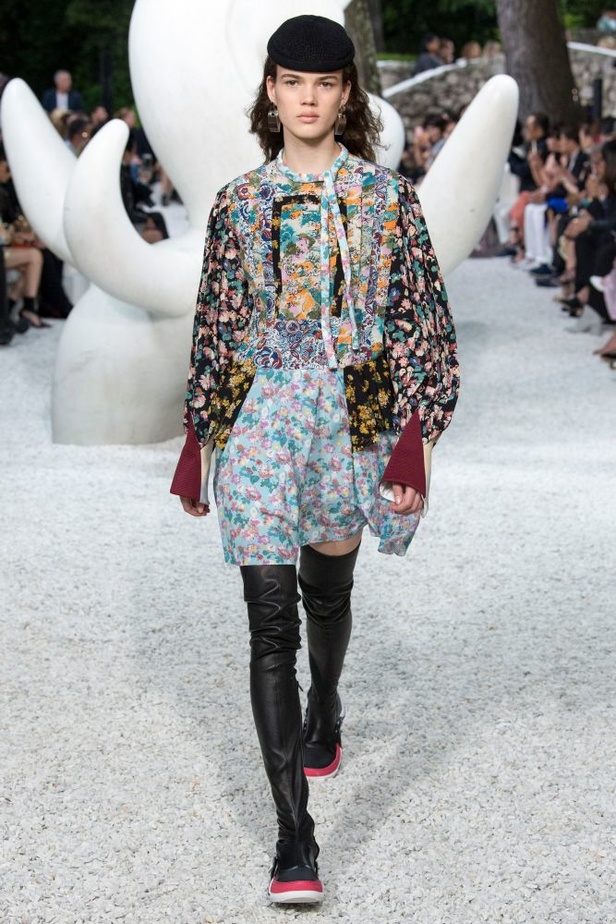 أزياء لويس فويتون كروز لعام 2019 تحاكي الروح الحيوية