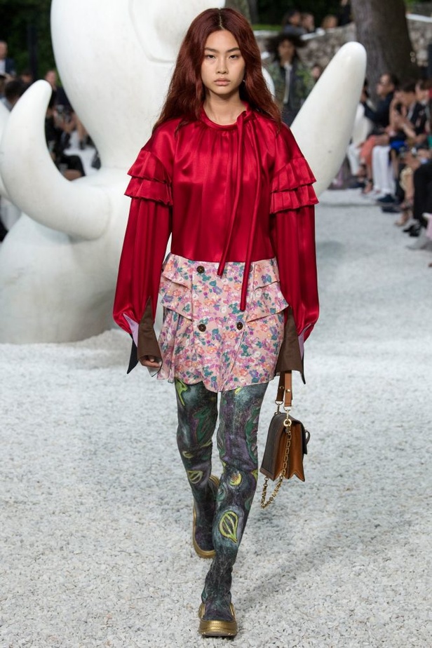 أزياء لويس فويتون كروز لعام 2019 تحاكي الروح الحيوية