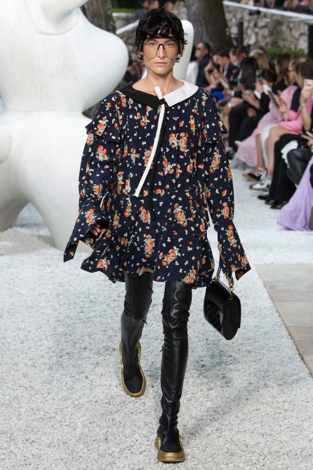 أزياء لويس فويتون كروز لعام 2019 تحاكي الروح الحيوية