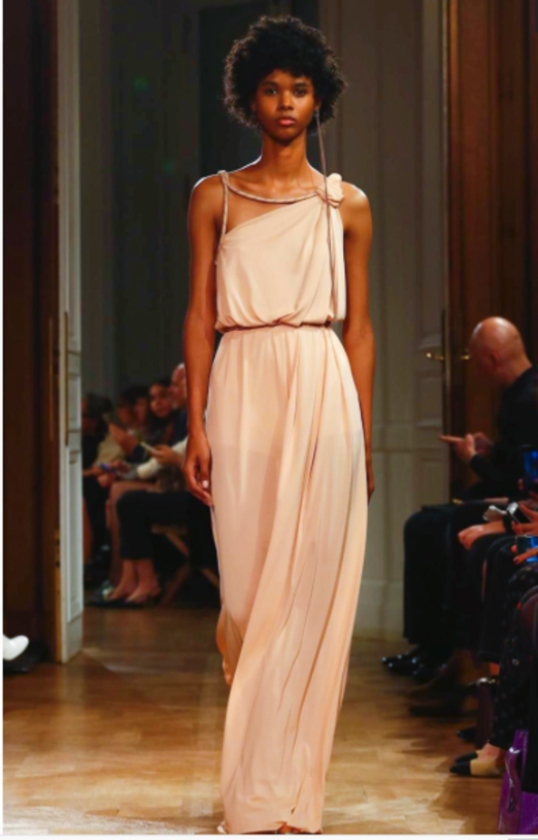 عرض أزياء Vionnet لربيع وصيف 2017