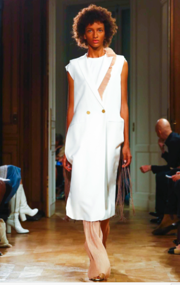 عرض أزياء Vionnet لربيع وصيف 2017