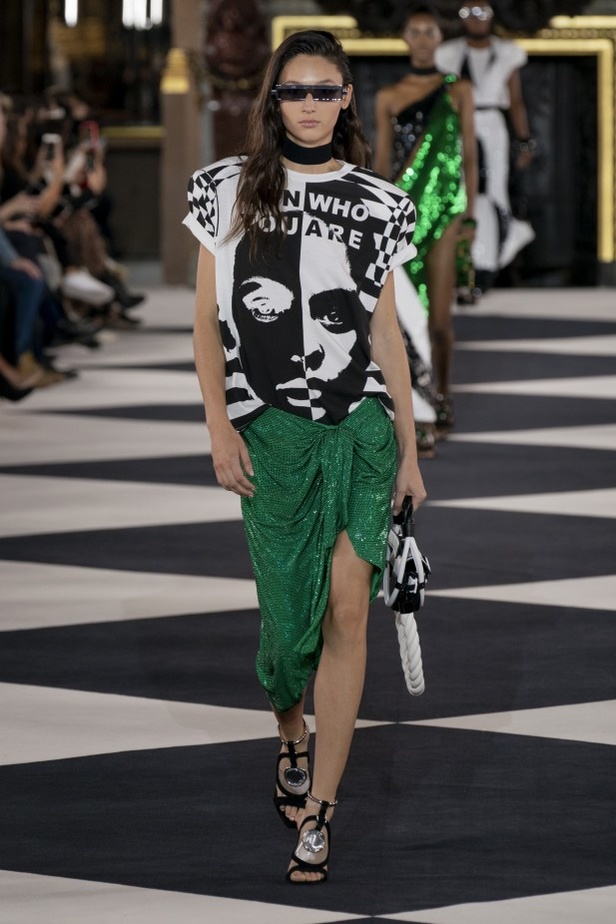 اسبوع الموضة في باريس 2019 ازياء BALMAIN الجاهزة لربيع وصيف 2020