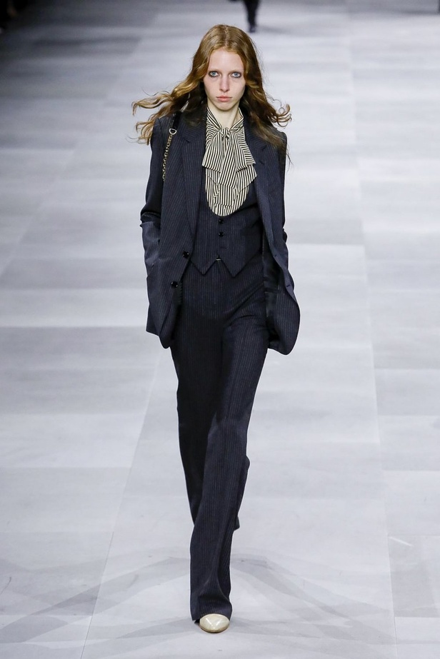 اسبوع الموضة في باريس 2019 أزياء  CELINE الفاخرة لربيع وصيف 2020