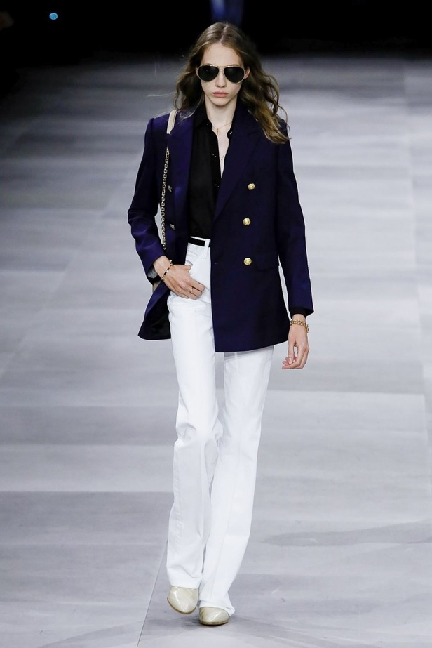 اسبوع الموضة في باريس 2019 أزياء  CELINE الفاخرة لربيع وصيف 2020