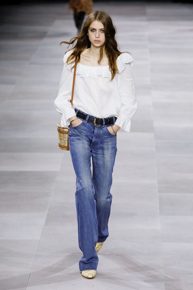 اسبوع الموضة في باريس 2019 أزياء  CELINE الفاخرة لربيع وصيف 2020