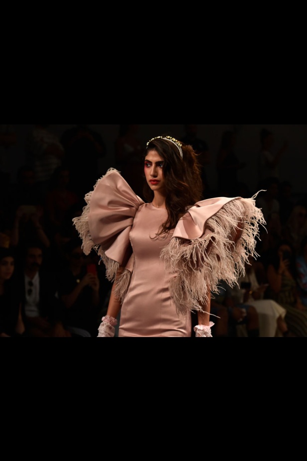 "فاشن فوروورد" يختتم فعالياته بتميّز وتألق أبرز المصممين