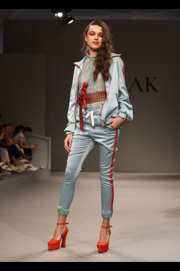 "فاشن فوروورد" يختتم فعالياته بتميّز وتألق أبرز المصممين