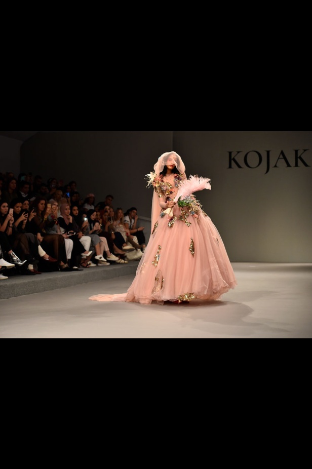 "فاشن فوروورد" يختتم فعالياته بتميّز وتألق أبرز المصممين