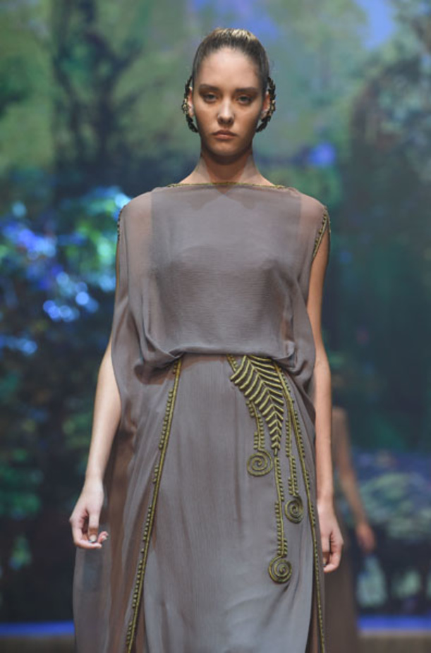 "فاشن فوروورد" يختتم فعالياته بتميّز وتألق أبرز المصممين