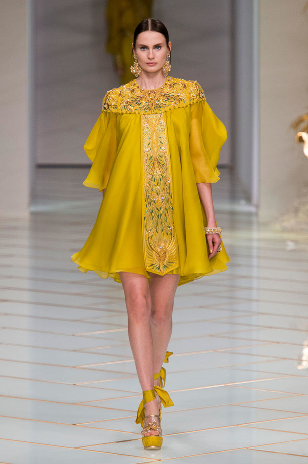 مجموعة Guo Pei للأزياء الفاخرة لربيع وصيف 2016