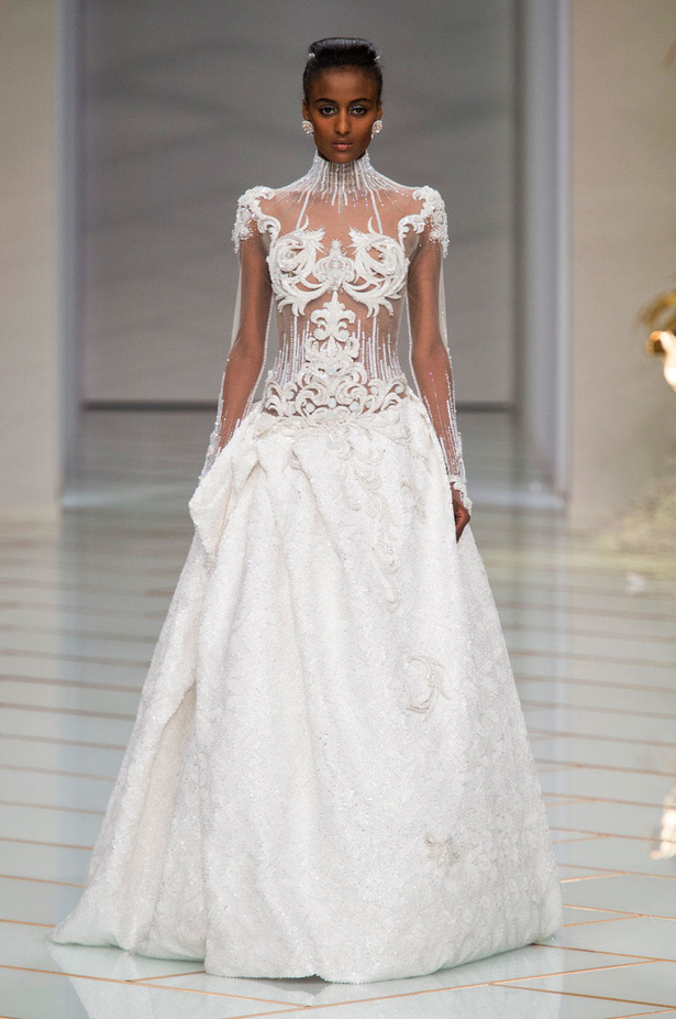 مجموعة Guo Pei للأزياء الفاخرة لربيع وصيف 2016