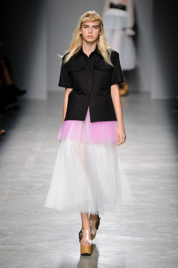 مجموعة Rochas لموسم ربيع وصيف 2017 