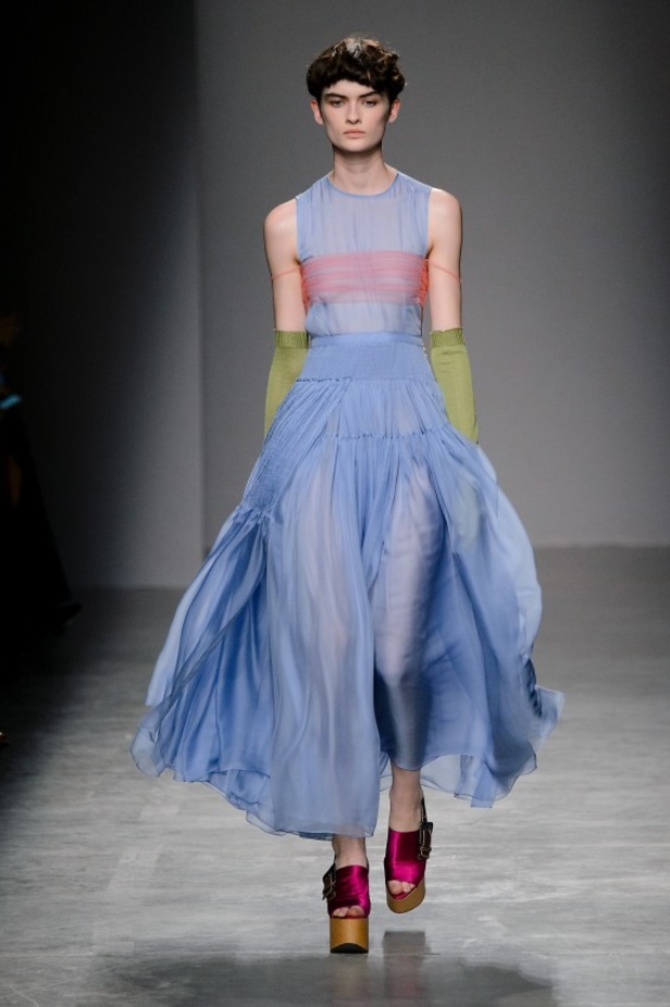 مجموعة Rochas لموسم ربيع وصيف 2017 