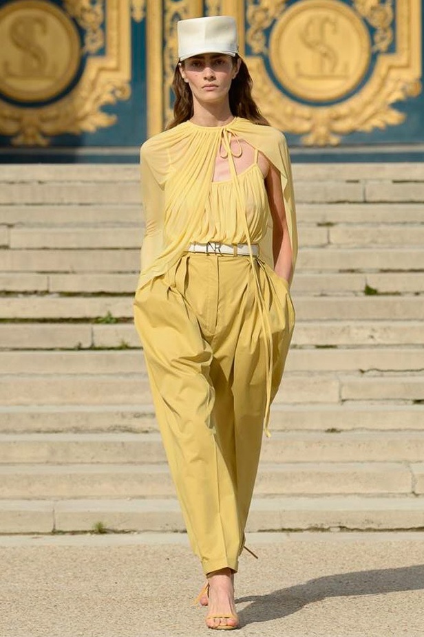 عرض أزياء Nina Ricci لموسم ربيع وصيف ٢٠١٨ !