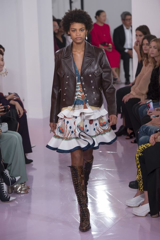 عرض كلوي لربيع وصيف 2018 في اسبوع الموضة بباريس
