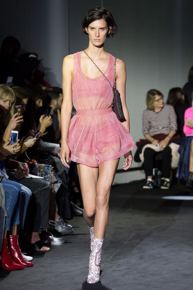 مجموعة باكو رابان لربيع وصيف 2018‏