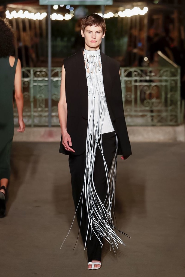 عرض أزياء Sonia Rykiel لربيع وصيف 2019