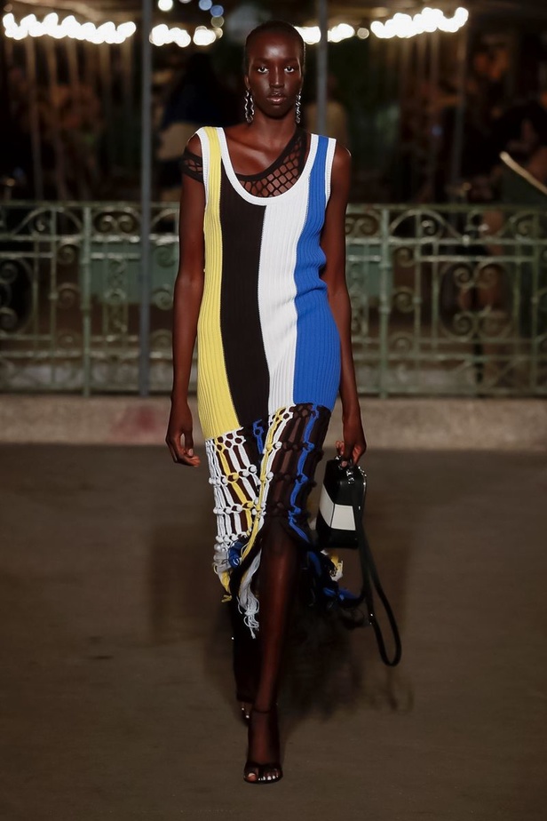 عرض أزياء Sonia Rykiel لربيع وصيف 2019