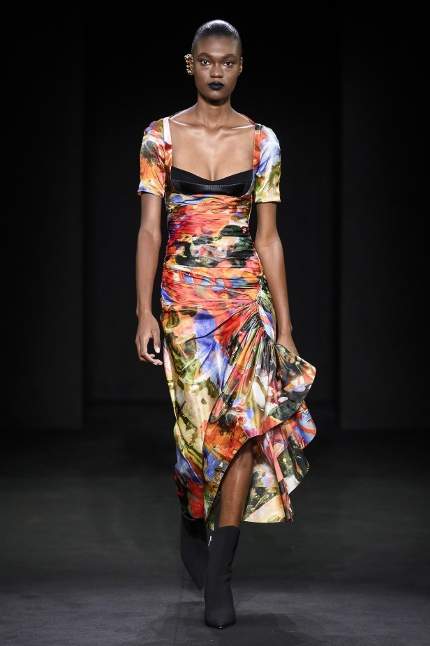 عرض أزياء Mugler لربيع وصيف 2019