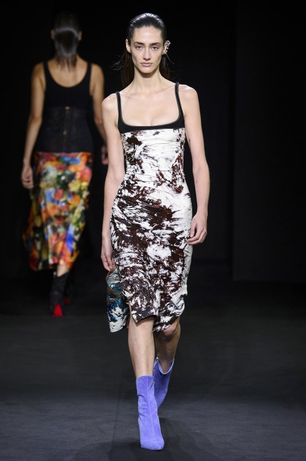 عرض أزياء Mugler لربيع وصيف 2019