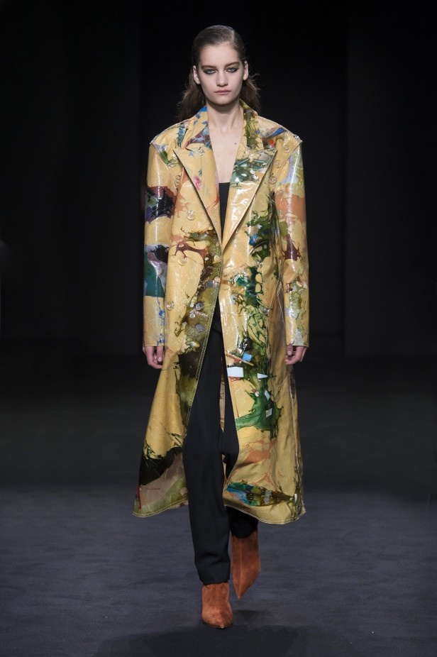 عرض أزياء Mugler لربيع وصيف 2019