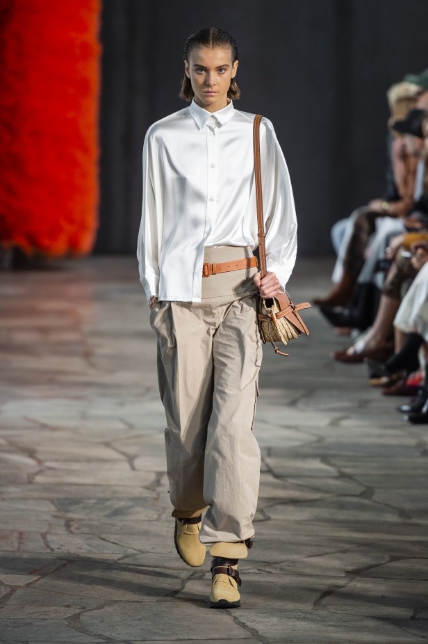 عرض أزياء Loewe لربيع وصيف 2019