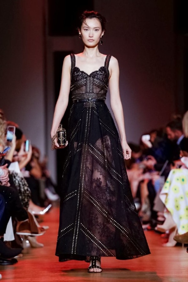 مجموعة ايلي صعب لموسم ربيع وصيف 2019