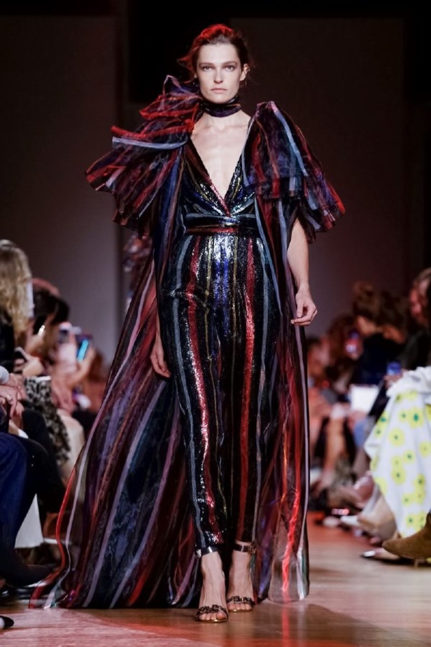 مجموعة ايلي صعب لموسم ربيع وصيف 2019