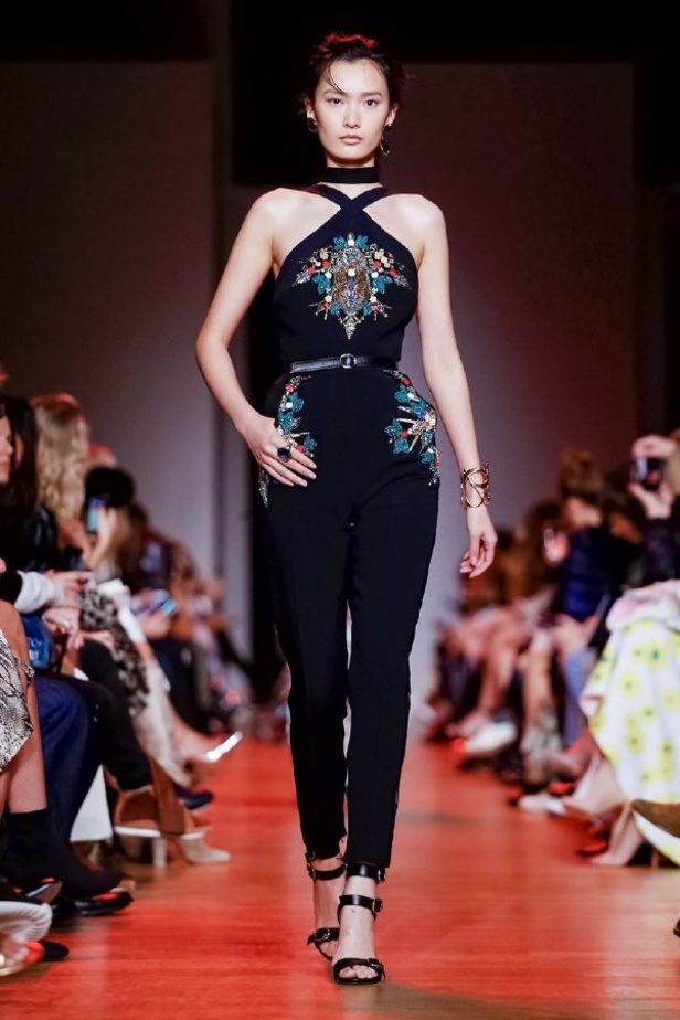 مجموعة ايلي صعب لموسم ربيع وصيف 2019