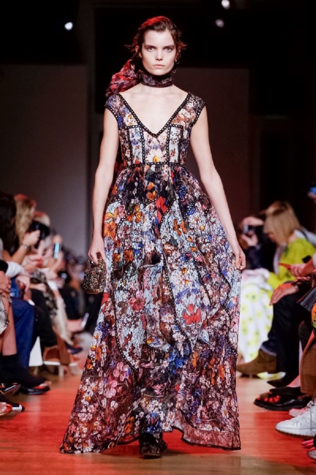 مجموعة ايلي صعب لموسم ربيع وصيف 2019