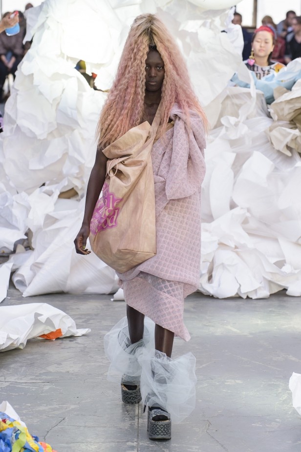 عرض Vivienne Westwood لربيع وصيف 2019