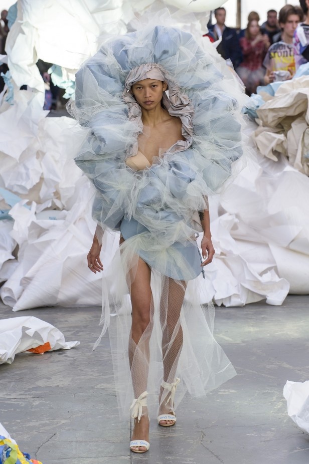 عرض Vivienne Westwood لربيع وصيف 2019