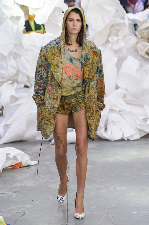 عرض Vivienne Westwood لربيع وصيف 2019