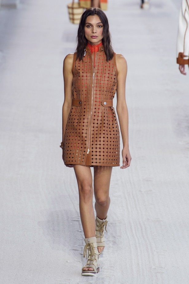 عرض Hermès لربيع وصيف 2019