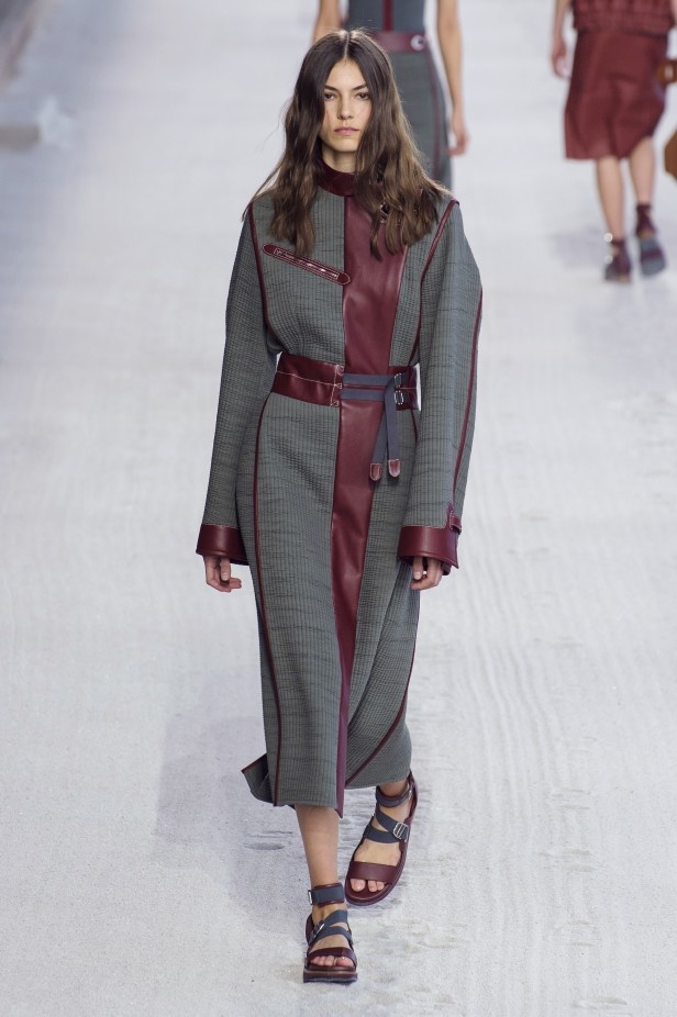 عرض Hermès لربيع وصيف 2019