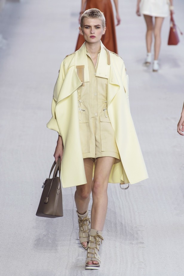 عرض Hermès لربيع وصيف 2019