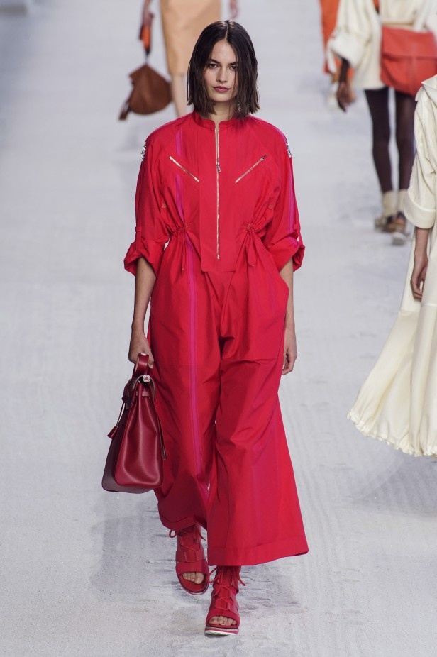 عرض Hermès لربيع وصيف 2019