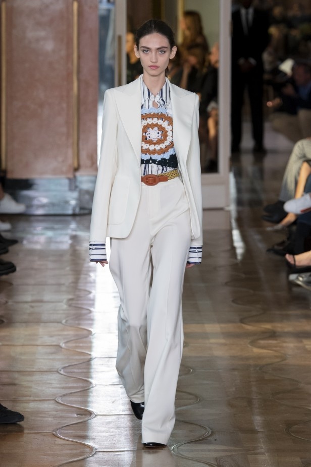 اسبوع الموضة في باريس 2019 مجموعة altuzarra للملابس الجاهزة لربيع وصيف 2020