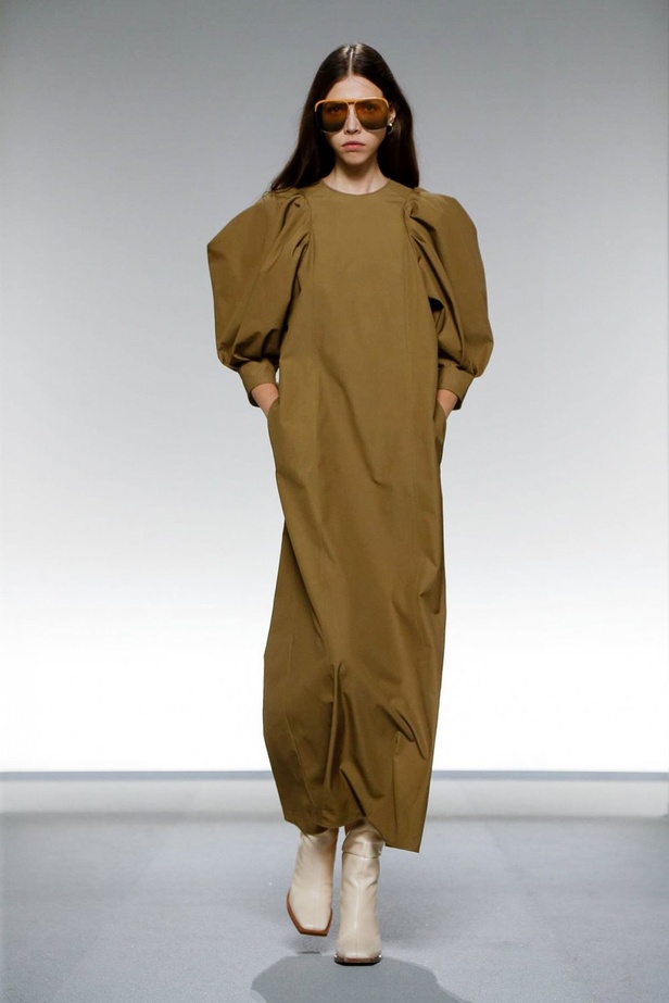 اسبوع الموضة في باريس 2019 مجموعة GIVENCHY لربيع وصيف 2020