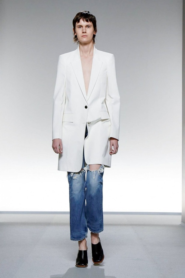 اسبوع الموضة في باريس 2019 مجموعة GIVENCHY لربيع وصيف 2020