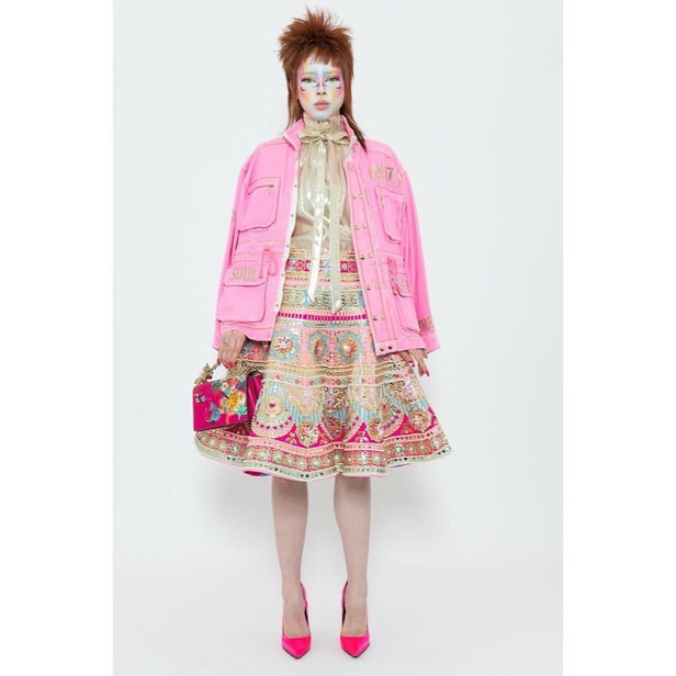 اسبوع الموضة في باريس 2019 مجموعة الالبسة الجاهزة من MANISH ARORA لربيع وصيف 2020